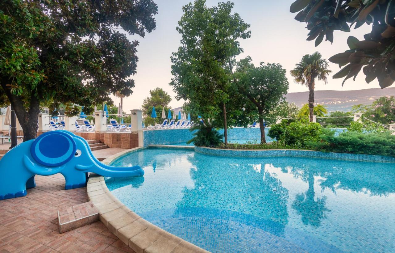 Hunguest Hotel Sun Resort تْشيرسيك نوفي المظهر الخارجي الصورة