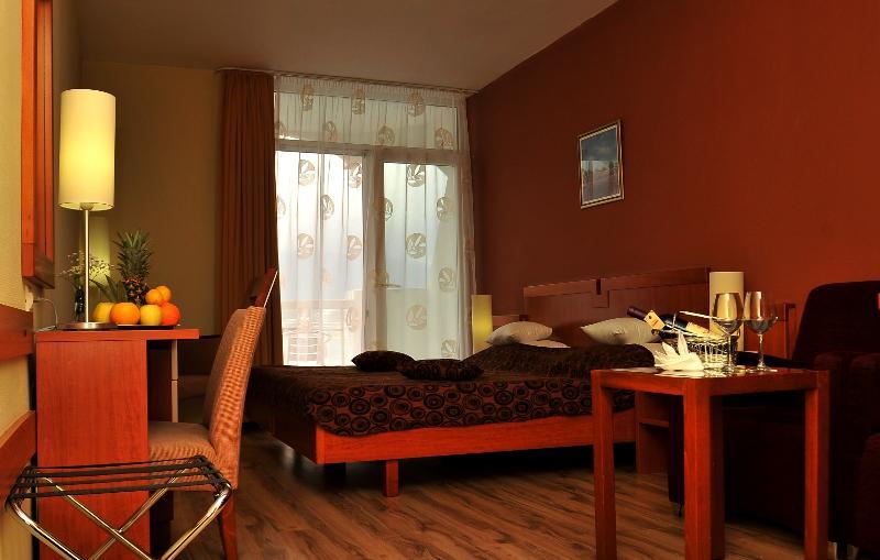 Hunguest Hotel Sun Resort تْشيرسيك نوفي المظهر الخارجي الصورة